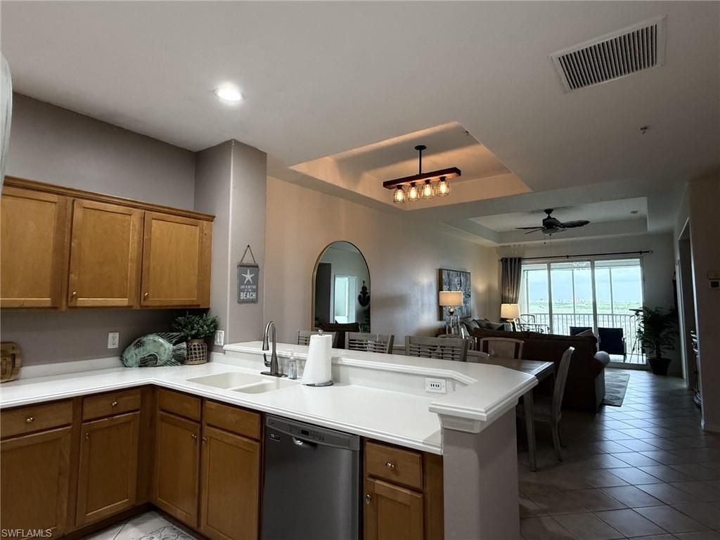20051 Sanibel View Cir, Unit 303, Fort Myers, FL 33908 Photo