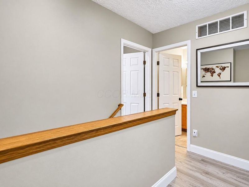 1126 Lake Forest Drive, Hebron, OH 43025 Photo 17