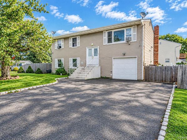 83 Pine Tree Drive , Shirley, NY 11967
