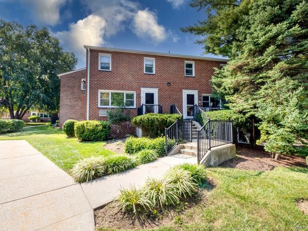 4 Charter Circle , Unit 4, Ossining, NY 10562
