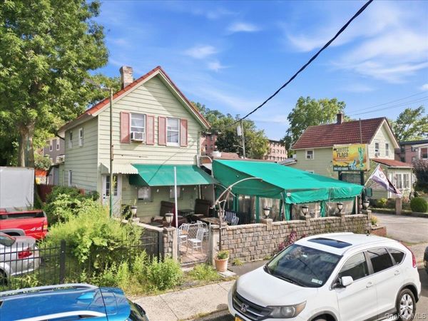115 Midland Ave , Port Chester, NY 10573