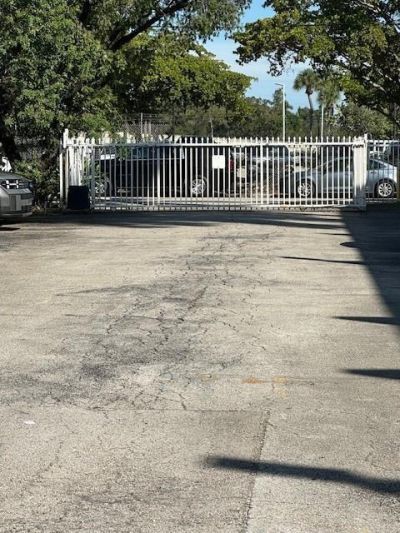 4265 NW Tamiami Canal Dr, Unit 1-312, Miami, FL 33126 Photo