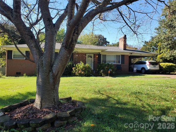 596 Georgia Avenue , Statesville, NC 28677