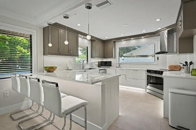 2553 E Paulstan Court , Sarasota, FL 34237 Photo