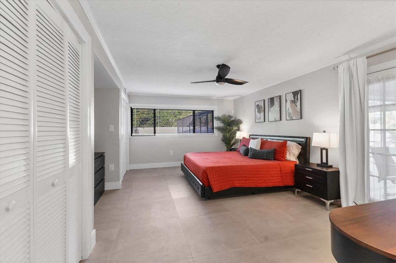 2553 E Paulstan Court , Sarasota, FL 34237 Photo