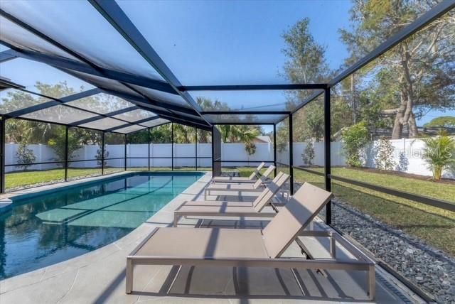 2553 E Paulstan Court , Sarasota, FL 34237 Photo