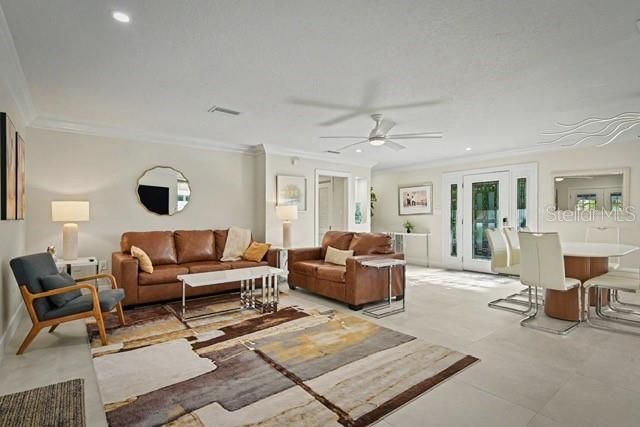 2553 E Paulstan Court , Sarasota, FL 34237 Photo