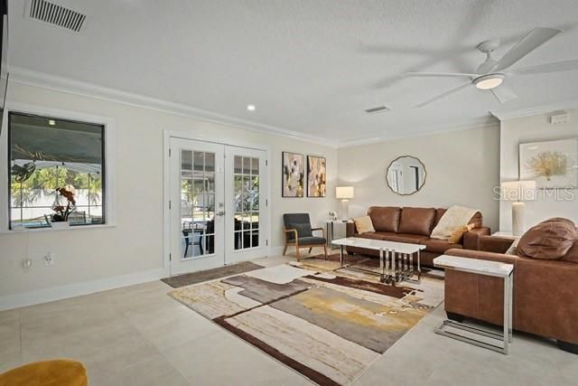 2553 E Paulstan Court , Sarasota, FL 34237 Photo