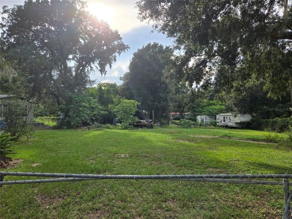 10612 SKEWLEE GARDENS DRIVE , THONOTOSASSA, FL 33592