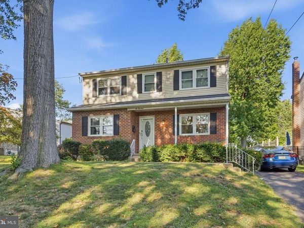 614 HIGHLAND TERRACE , HOLMES, PA 19043
