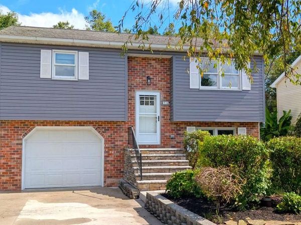 54 FAWN AVENUE , NEW OXFORD, PA 17350