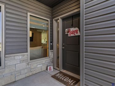 10277 Wayborough Lane, Lincoln, NE 68527