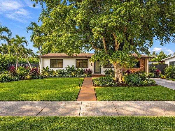 4920 SW 94th Ct , Miami, FL 33165