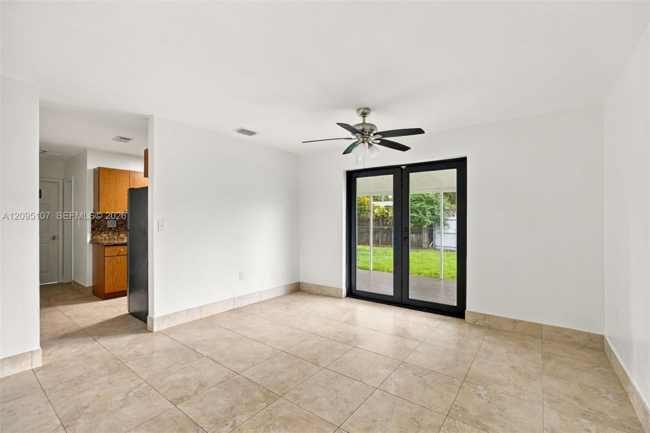4920 SW 94th Ct, Miami, FL 33165 Photo
