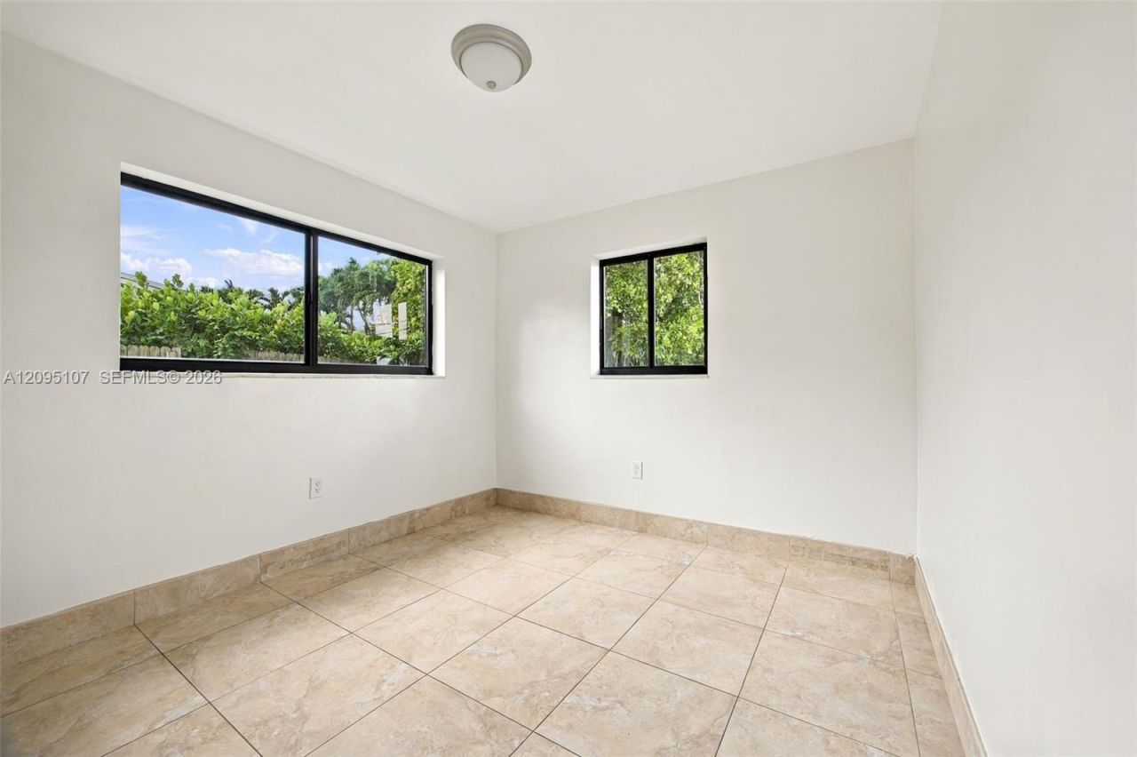 4920 SW 94th Ct, Miami, FL 33165 Photo