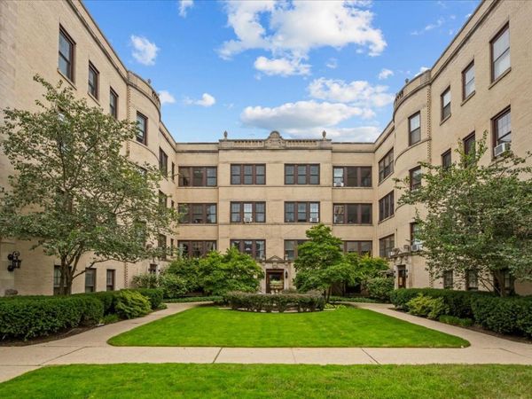 906 Greenwood Street , Unit 3E, Evanston, IL 60201