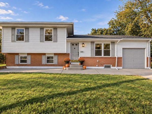 2050 Willow Run Road , Grove City, OH 43123