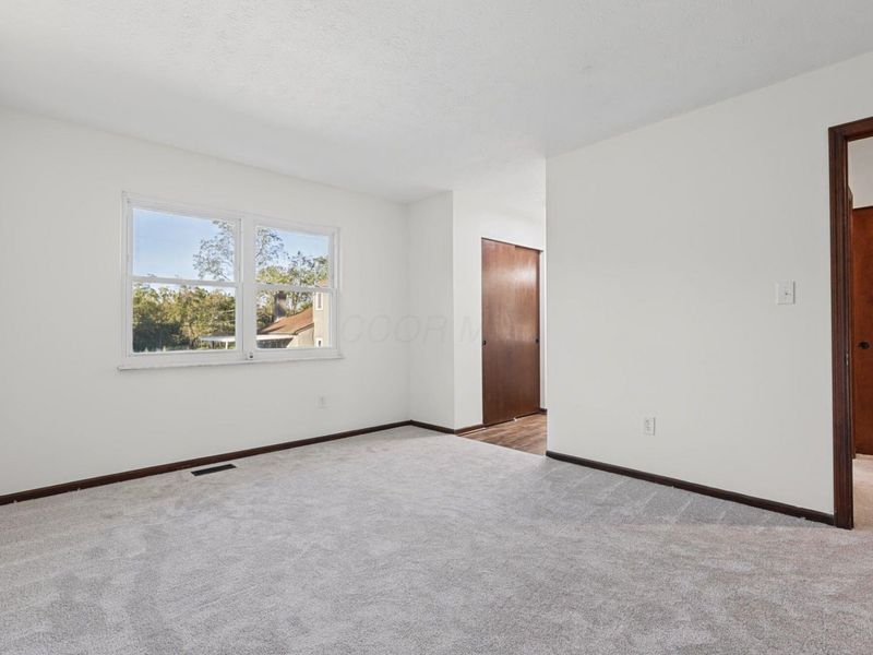 2050 Willow Run Road, Grove City, OH 43123 Photo 18