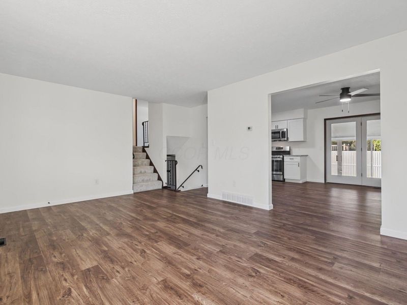 2050 Willow Run Road, Grove City, OH 43123 Photo 6