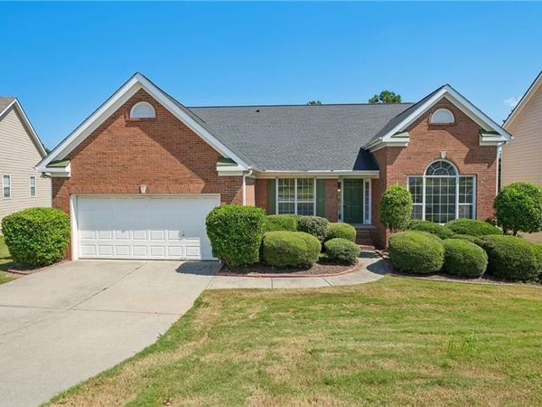 3493 Dunbar Lane , Suwanee, GA 30024