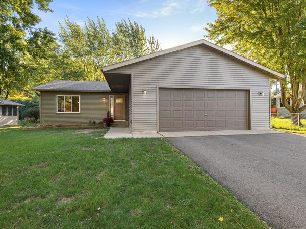 517 8th Avenue N, Sauk Rapids, MN 56379