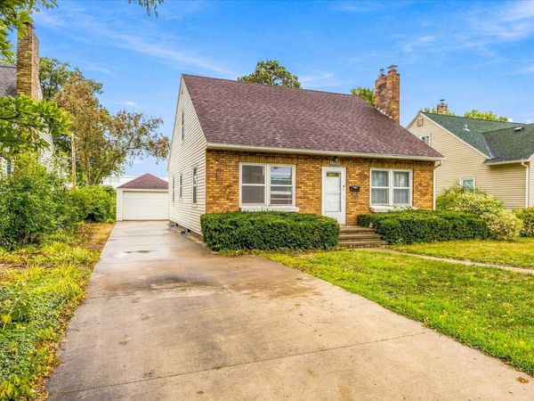 1716 W 5th Street, Red Wing, MN 55066