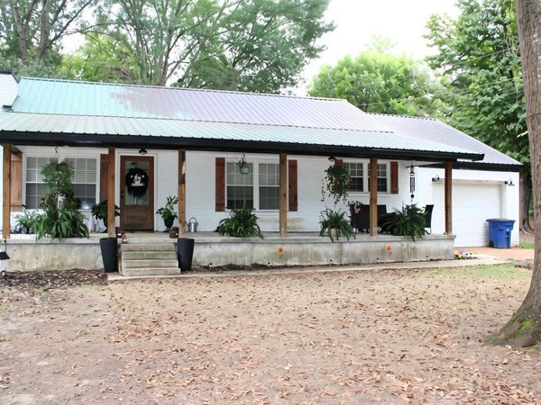 28340 Mississippi 15, Walnut, MS 38683