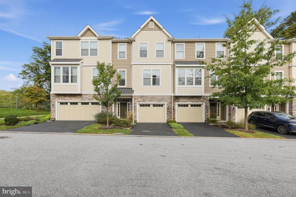 24 TREYBURN DRIVE, PAOLI, PA 19301