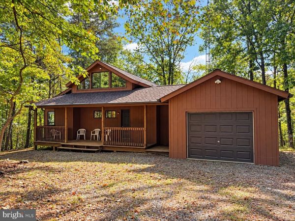 1333 MOUNTAIN LAKE ROAD , HEDGESVILLE, WV 25427