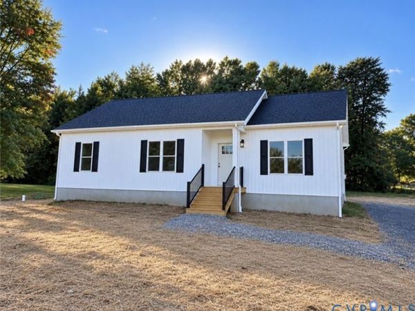 2243 Cumberland Road, Farmville, VA 23901