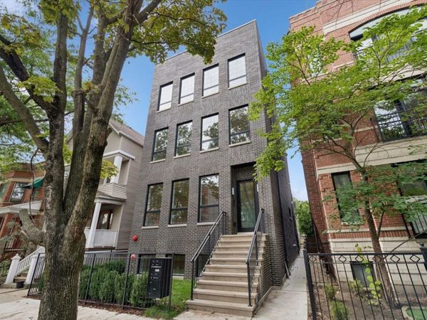 3820 N Damen Avenue , Unit 2, Chicago, IL 60618