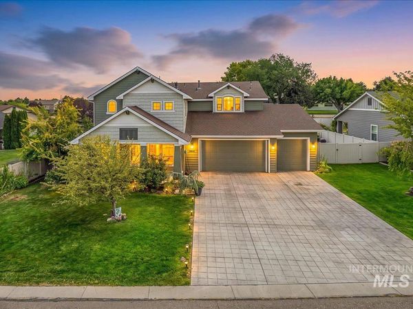 12621 S Carriage Hill Way, Nampa, ID 83686