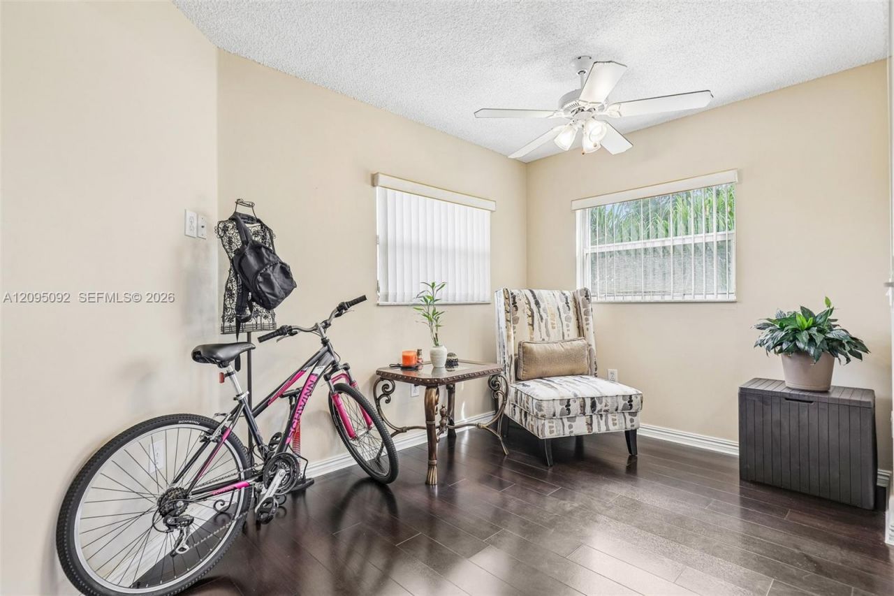 13800 SW 5th Ct, Unit 301M, Pembroke Pines, FL 33027 Photo