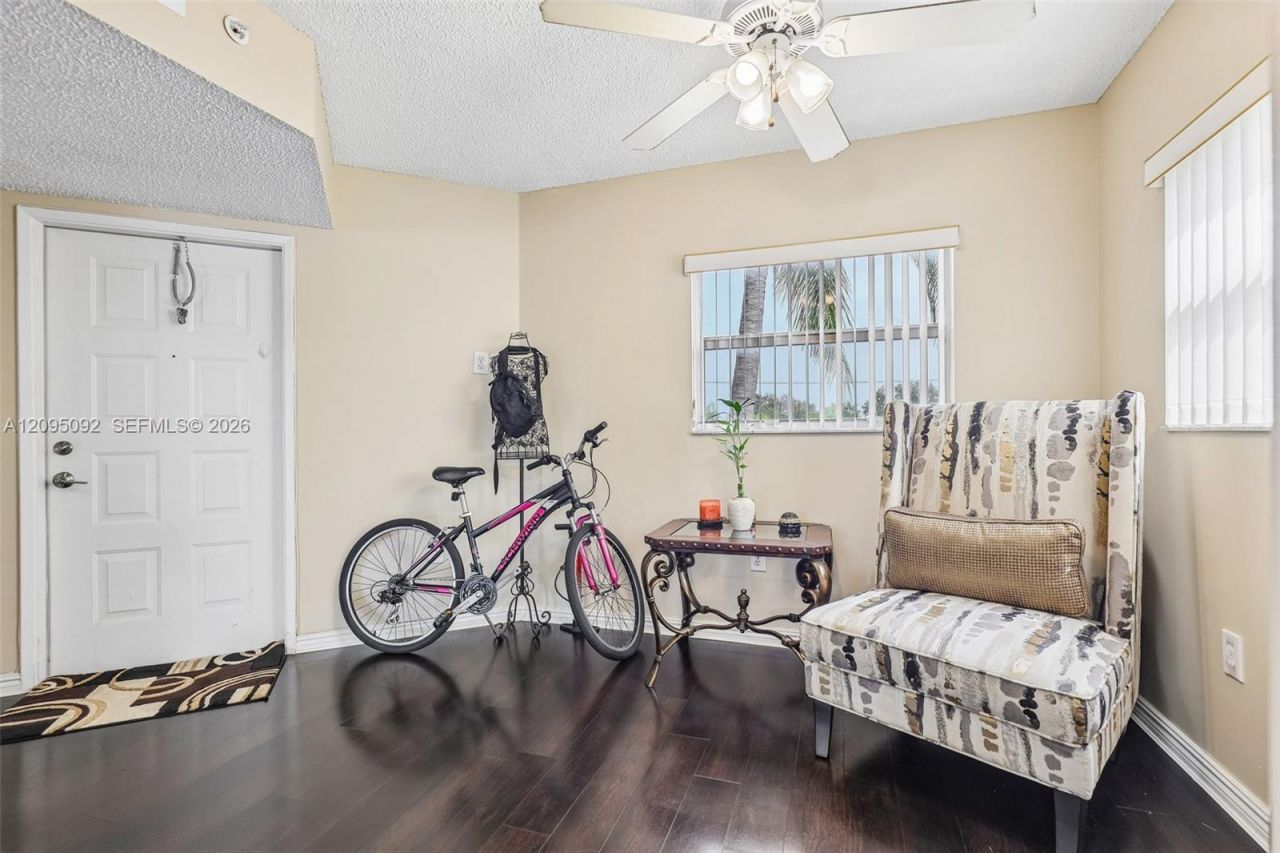 13800 SW 5th Ct, Unit 301M, Pembroke Pines, FL 33027 Photo