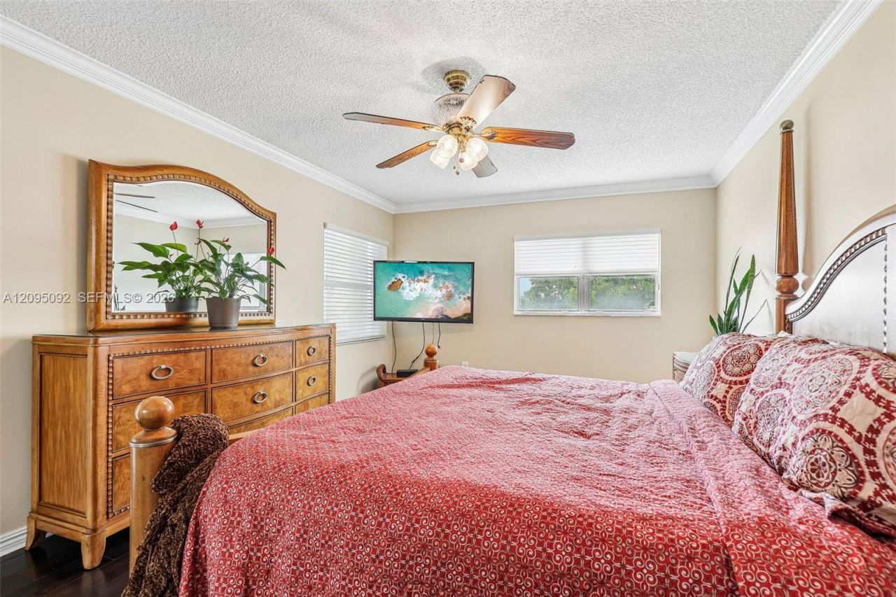 13800 SW 5th Ct, Unit 301M, Pembroke Pines, FL 33027 Photo
