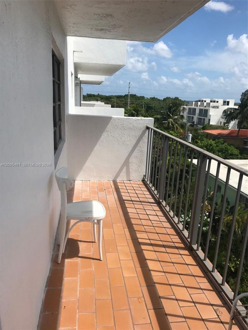 8255 Abbott Ave, Unit 501, Miami Beach, FL 33141 Photo