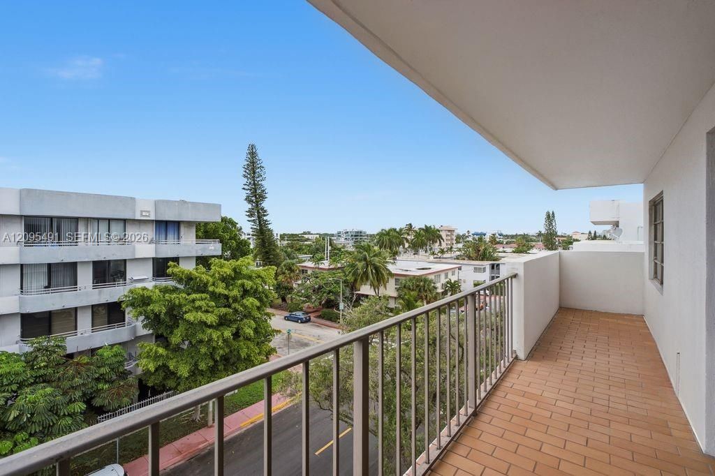 8255 Abbott Ave, Unit 501, Miami Beach, FL 33141 Photo
