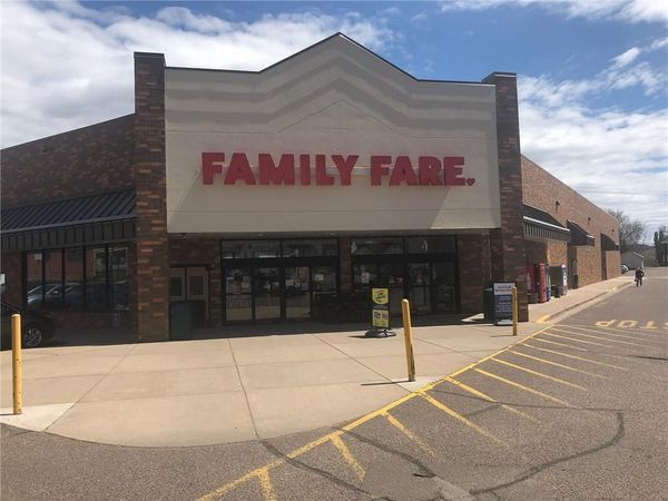 212 Bay Street, Chippewa Falls, WI 54729