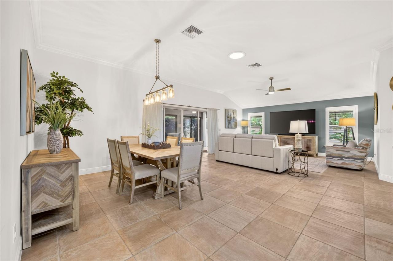 2084 Nordic Lane, The Villages, FL 32163 Photo