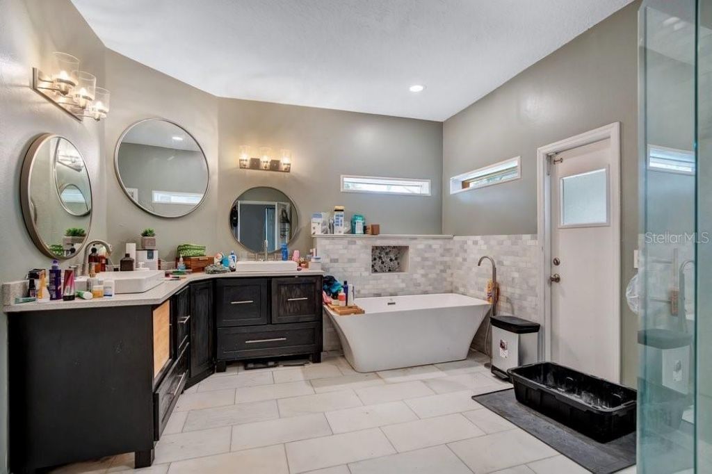 3743 Gatlin Woods Drive , Orlando, FL 32812 Photo