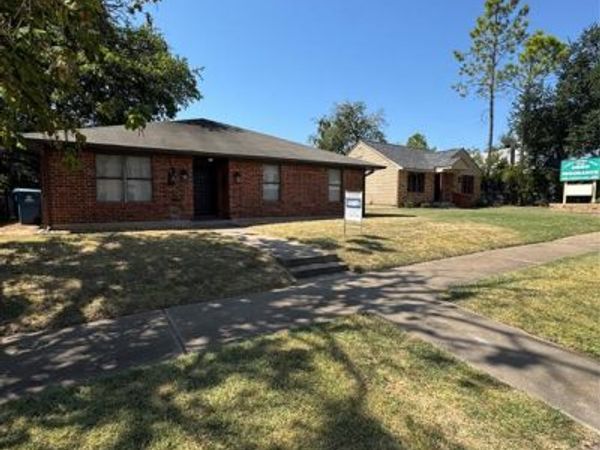 614 W Woodard Street, Denison, TX 75020