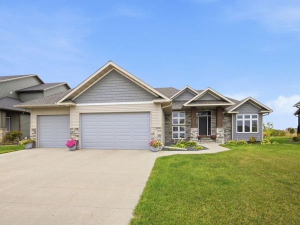 7045 Golden Valley Parkway S, Fargo, ND 58104