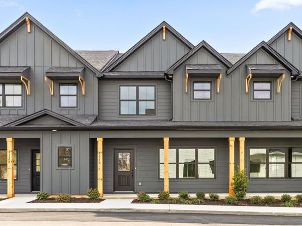 8118 Pembridge Court, Unit #11, Chattanooga, TN 37421