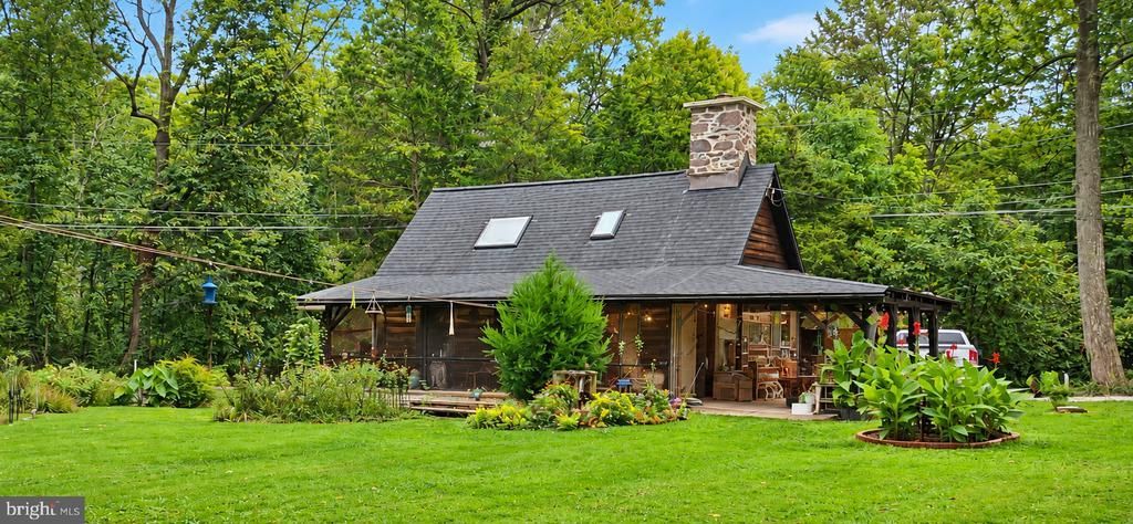 1154 PARK ROAD, ELVERSON, PA 19520