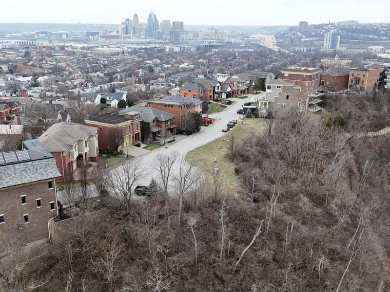 91 Watch Hill Lane, Newport, KY 41071 Photo 7