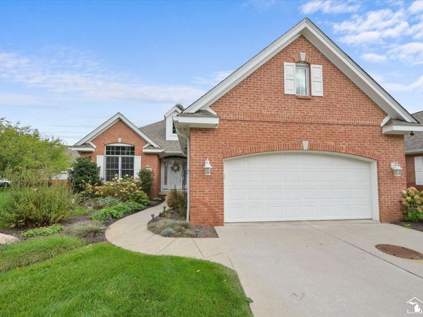 3248 Ravine Hollow Court, Lambertville, MI 48144