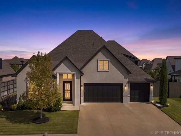 4211 S 166th East Avenue , Tulsa, OK 74134