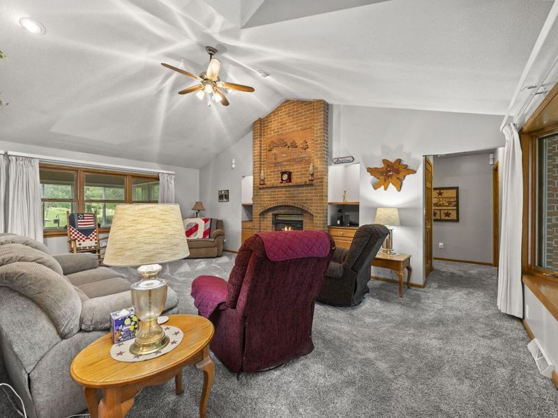 91 Canyon Villa Drive, Hebron, OH 43025 Photo 10