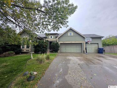 9502 S 27th Street, Bellevue, NE 68147