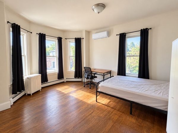 4A Sherman St, Unit 1, Cambridge, MA 02138